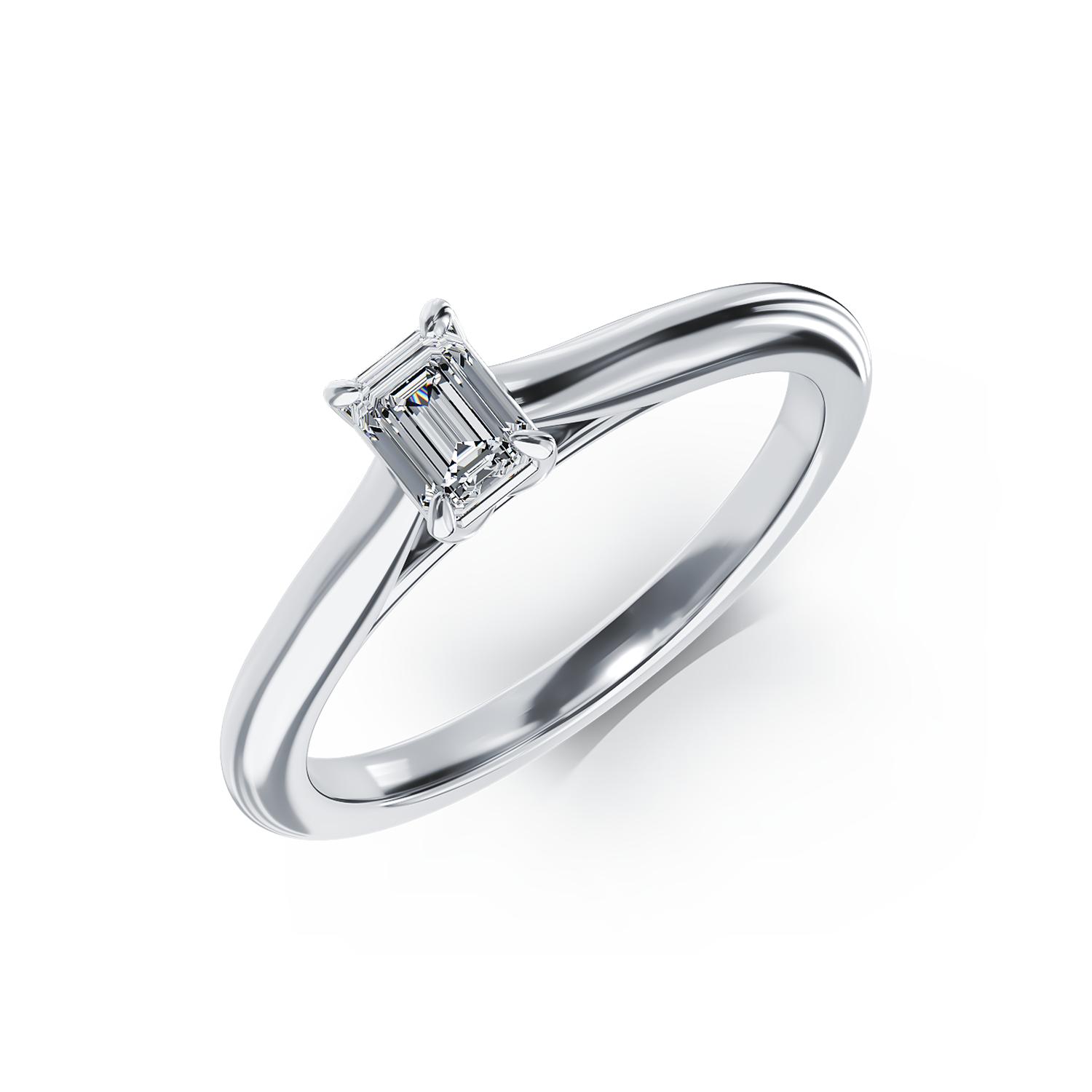 Inel de logodna din platina cu un diamant solitaire de 0.26ct